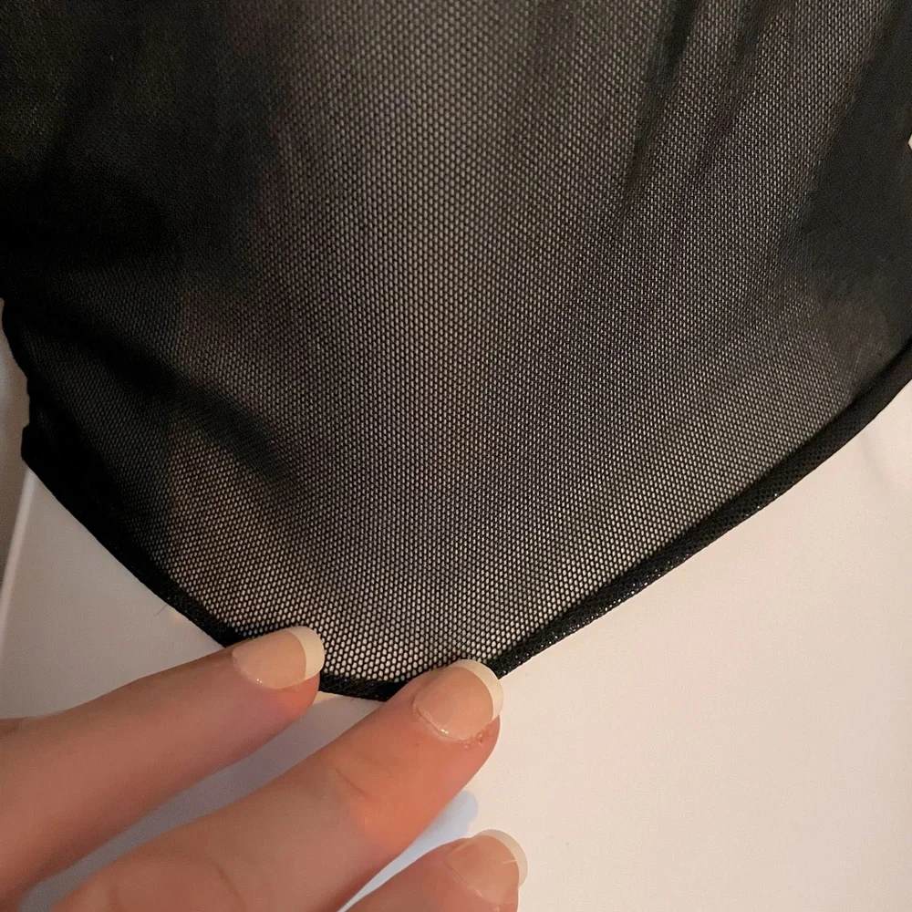 SEE THROUGH CROP TOP - Picture 4 of 6